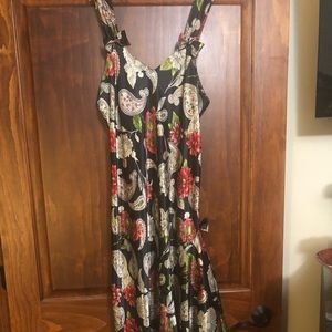 Gorgeous vintage slip dress. Size medium.